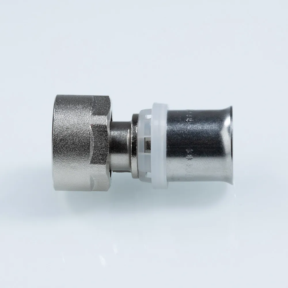 Изображение Пресс-фитинг с накидной гайкой под евроконус Valtec 16 (2,0) мм х 3/4”